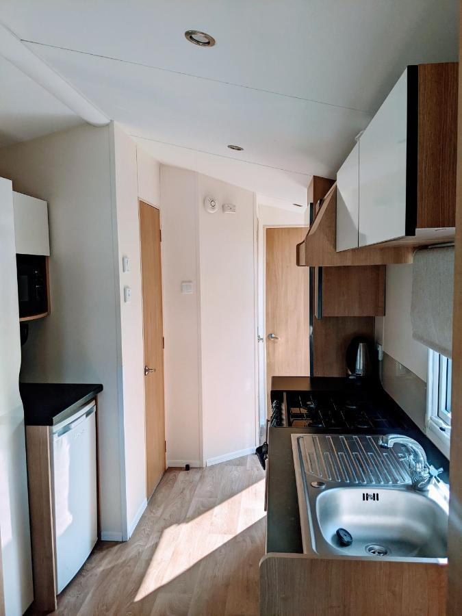 4 Berth Couples And Family Caravan In Beautiful Newquay Bay Resort Exteriér fotografie